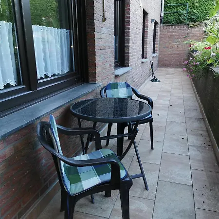 アパート Schone Souterrainwohnung In Neuss-grimlinghausen *